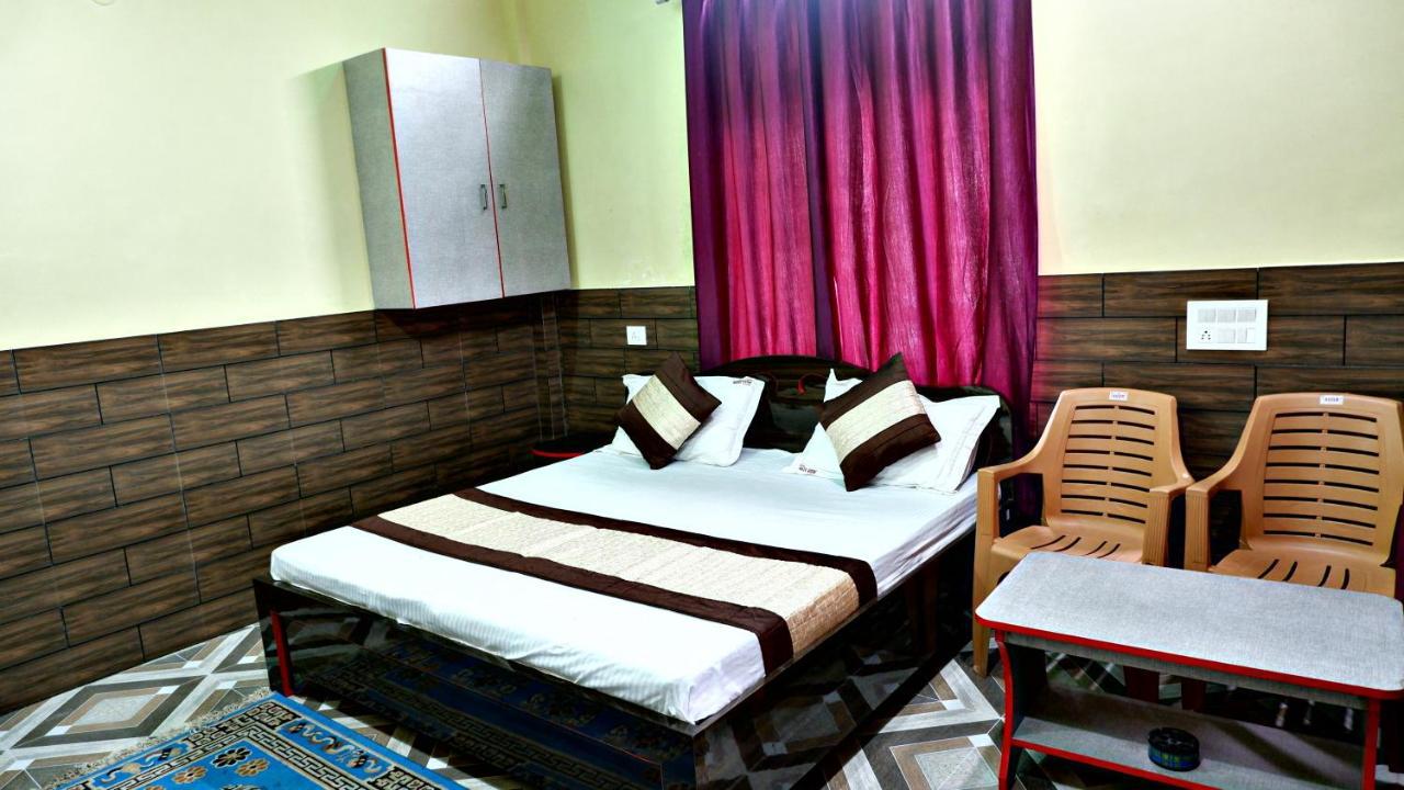 Hotel Moti Mahal,Varanasi Bagian luar foto